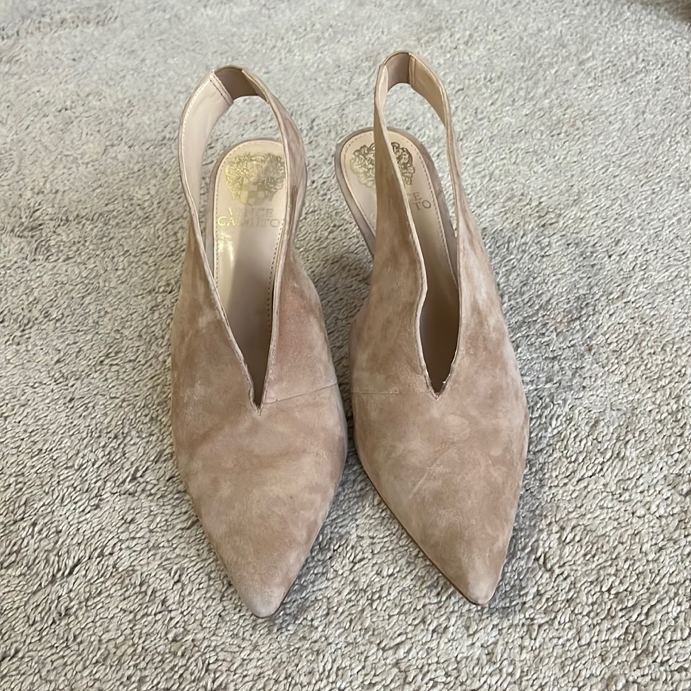 Vince Camuto Nude Suede Heels, Size 7.5